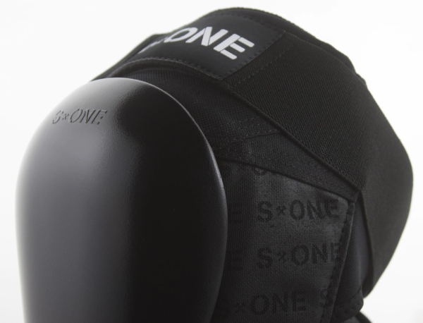 S1 Pro Knee Pads close up